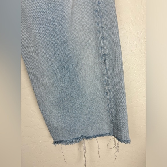 Zara The 90s Full Length Jeans Light Wash Distress Flare Hi Rise Raw Hem 2 0083 - Picture 2 of 9